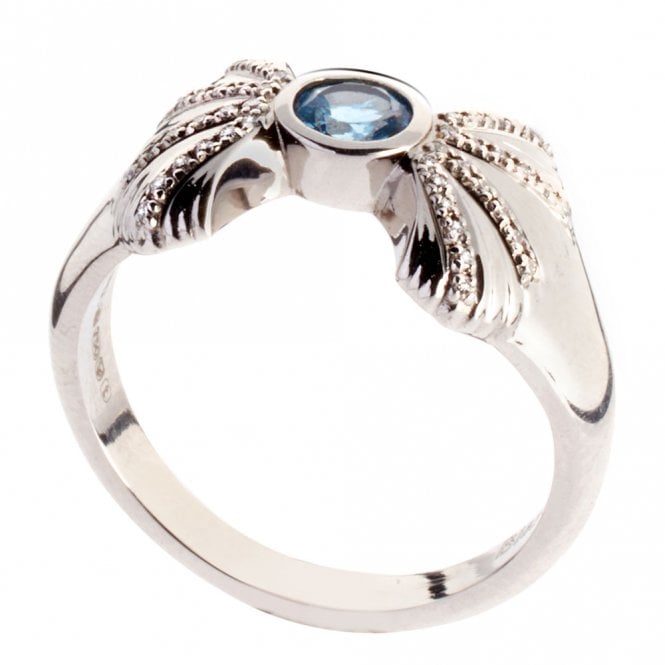 18ct diamond and aquamarine ring