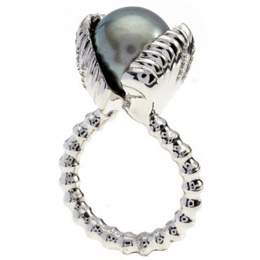 18ct tahitian pearl and diamond ring