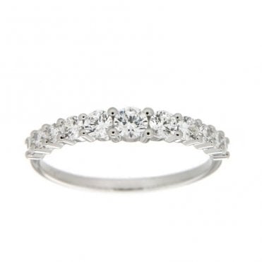 9ct White gold and cubic zirconia ring