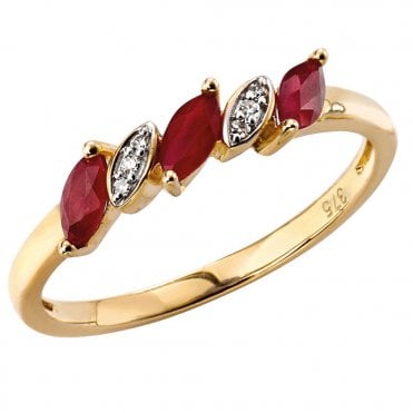 9ct yellow gold diamond and ruby ring