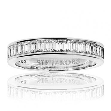 Corte Baguette ring by Sif Jakobs