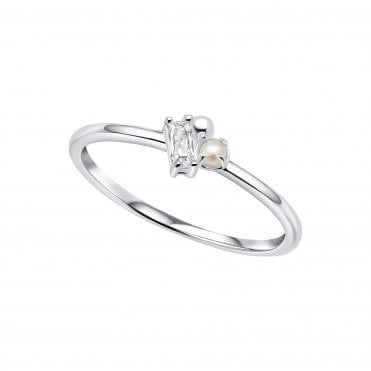 Dainty cluster ring