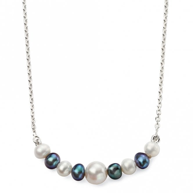 Silver pearl necklace