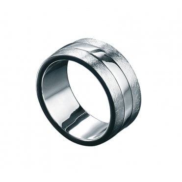Silver satinized ring by Fred Bennett