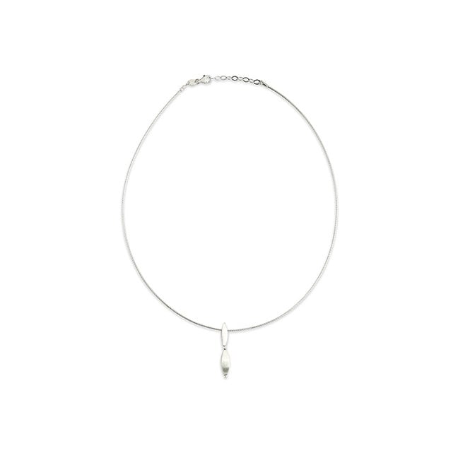 Silver symmetry necklet